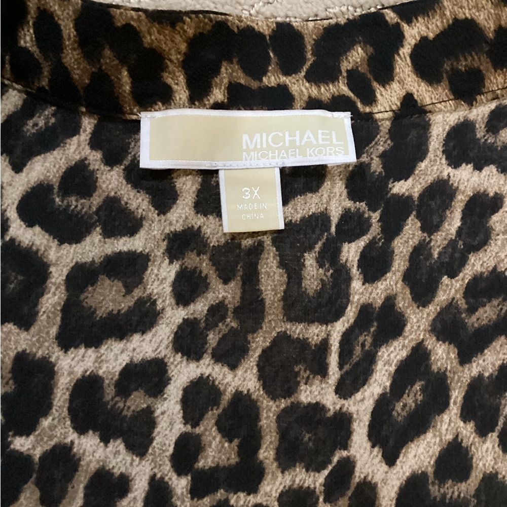 PRE-OWNED IN GREAT CONDITION SIZE 3X Michael Kors Leopard Print Bomber Jacket - Picture 7 of 10